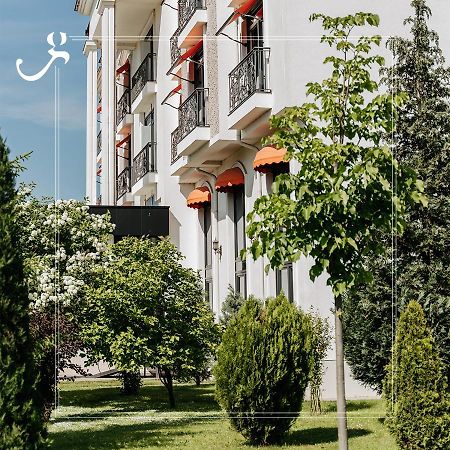 Hotel Garden Pristina Buitenkant foto