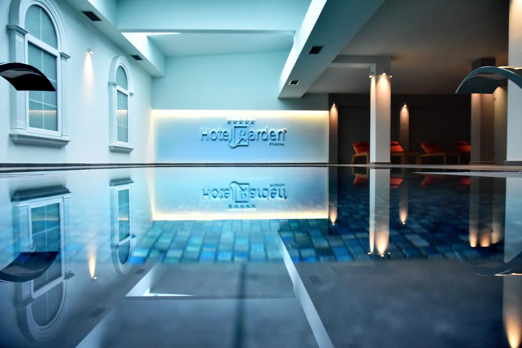 Hotel Garden Pristina Buitenkant foto
